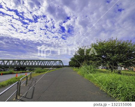 秋の江戸川堤から見た風景 秋の江戸川堤から見た風景 132155006