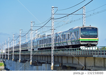 東海道本線　茅ヶ崎－平塚　JR東日本　E231系1000番台　K-22編成（国府津） 132158080