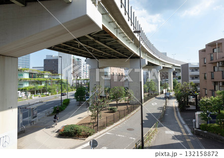 世田谷区からの新二子橋、多摩川方面 132158872