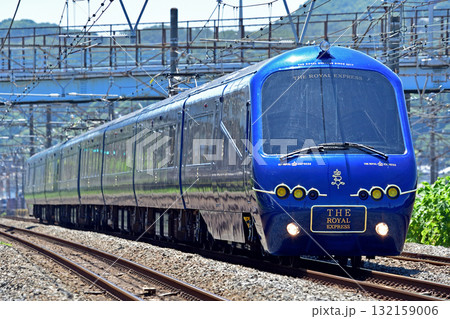 東海道本線 相模貨物 伊豆急 2100系 R-5編成 ロイヤルエクスプレス 東海道本線 相模貨物 伊豆急 2100系 R-5編成 ロイヤルエクスプレス 132159006