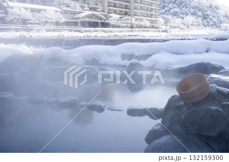 三朝温泉の雪景色 三朝温泉の雪景色 132159300