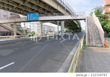 渋谷方面の玉川通りと新二子橋の下 渋谷方面の玉川通りと新二子橋の下 132159787