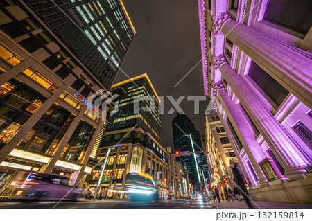 日本の東京都市景観　日本橋・室町二丁目。コレド室町1と3や三井住友信託銀行、三越、日本橋一丁目再開発 132159814