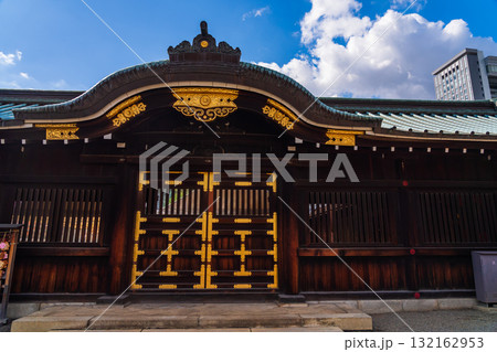 靖国神社　拝殿 132162953