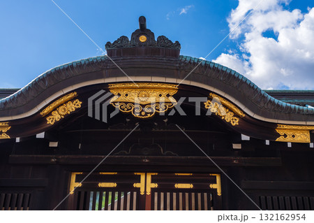 靖国神社　拝殿 132162954