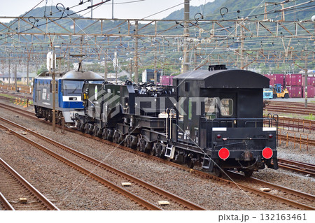東海道本線　相模貨物　JR貨物　EF210-171（新鶴見）＋シキ801B2＋ヨ8629 132163461