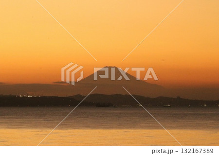 富津からの富士山 富津からの富士山 132167389