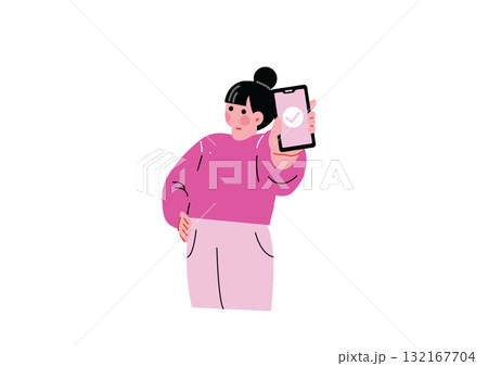 スマホを操作する女性 スマホを操作する女性 132167704