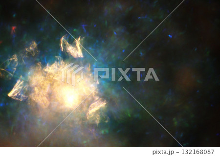 抽象的な光の背景装飾　星雲のような輝きのテクスチャ　きらきら　ボケた光 132168087