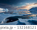 icebergs at glacier lagoon 132168121