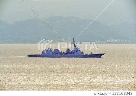 東京湾　浦賀水道　海上自衛隊　てるづき　DD-116 132168342