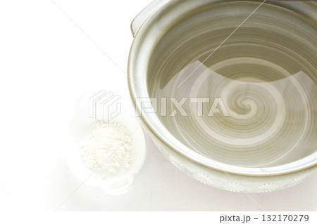 土鍋と重曹 土鍋と重曹 132170279