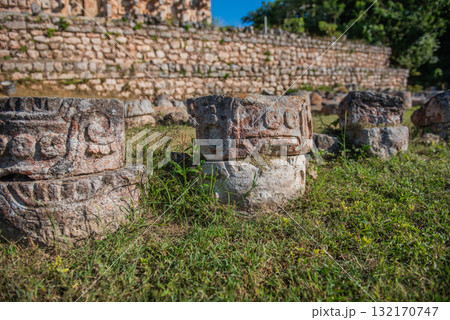 カーバ遺跡－マヤ文明の石造建築 132170747