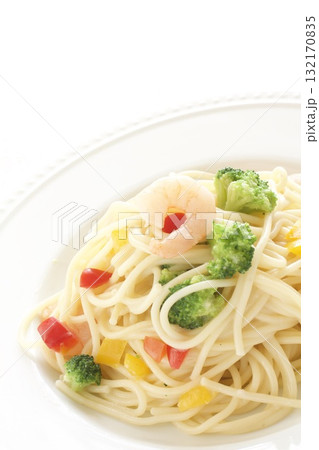 エビとブロッコリーのパスタ 132170835