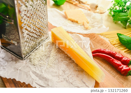 ペコリーノ・ロマーノ 132171260