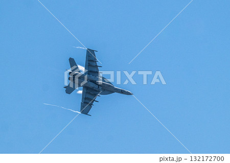 航空祭－迫力の戦闘機フライト 132172700