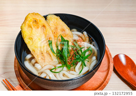 レンコンの天ぷらうどん レンコンの天ぷらうどん 132172955