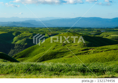 阿蘇の風景 132174456