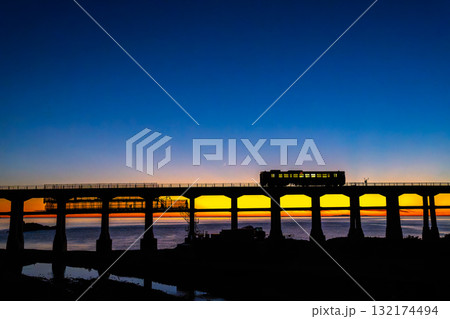 惣郷川橋梁－山陰本線の風景 132174494