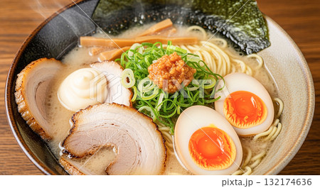 豚骨ラーメン 132174636