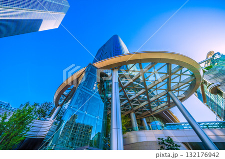 日本の東京都市景観 高輪ゲートウェイ駅前の高輪ゲートウェイシティなどを望む 日本の東京都市景観 高輪ゲートウェイ駅前の高輪ゲートウェイシティなどを望む 132176942