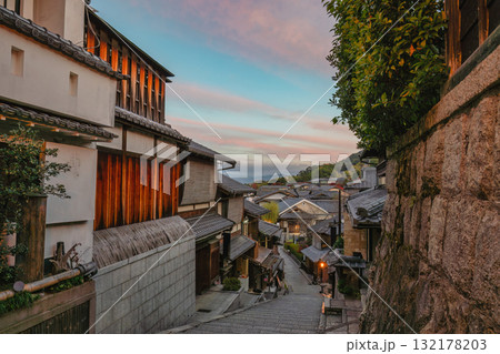 Kyoto Japan, at old town Ninenzaka street in autumn season Kyoto Japan, at old town Ninenzaka street in autumn season 132178203