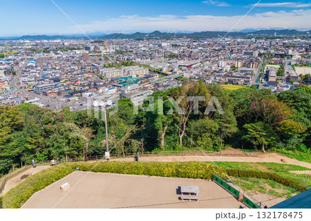 小牧山城、展望室からの眺め〈愛知県小牧市〉 小牧山城、展望室からの眺め〈愛知県小牧市〉 132178475