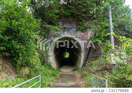北丹鉄道 トンネル跡 北丹鉄道 トンネル跡 132178688