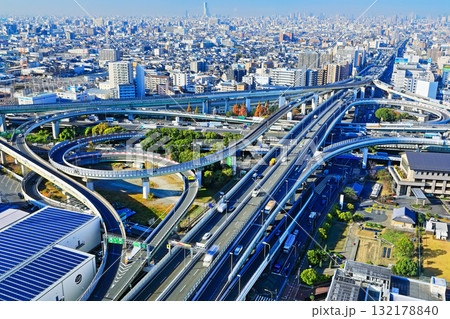 【大阪府】晴天の東大阪ジャンクション 【大阪府】晴天の東大阪ジャンクション 132178840