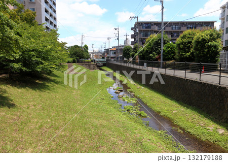 緑川:塚越親水公園付近(埼玉県蕨市) 緑川:塚越親水公園付近(埼玉県蕨市) 132179188
