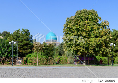 ウズベキスタンのサマルカンドのとても美しい街並み風景 132180609