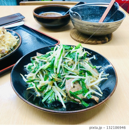 見た目地味、味ド派手 132186946