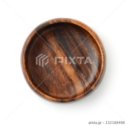 Top view of empty wooden bowl 132188498