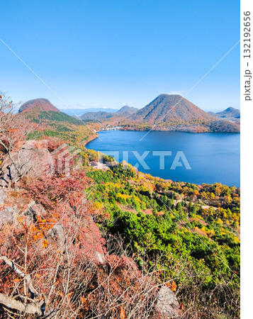 榛名山（秋）：掃部ヶ岳・硯岩からの眺め 132192656