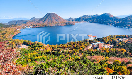 榛名山（秋）：掃部ヶ岳・硯岩からの眺め 132192663