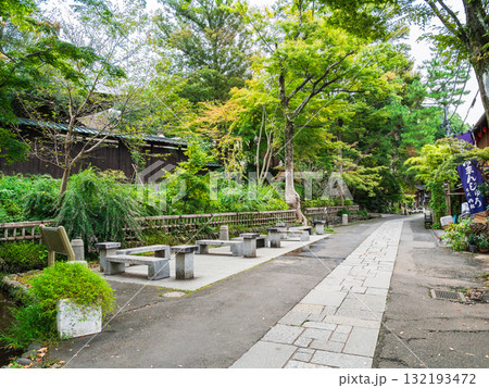 東京　深大寺　参道 132193472