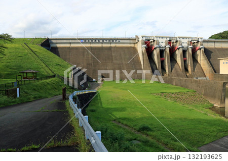 発電所側からの四十四田ダム 132193625