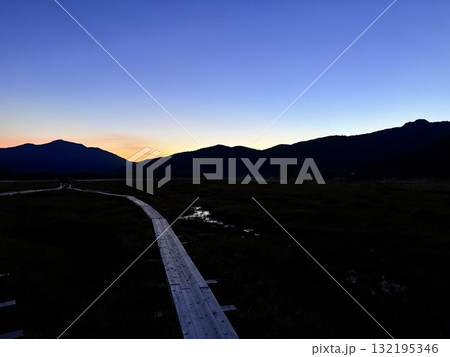 群馬・尾瀬沼と尾瀬ヶ原の間にある見晴の山小屋とキャンプ場 132195346