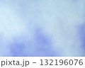淡い青と紫のぼかし背景 132196076