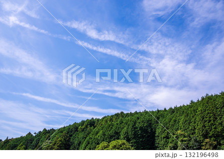 《爽やかな夏景色》夏山と夏空 《爽やかな夏景色》夏山と夏空 132196498