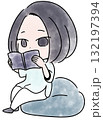 本を読む女性の水彩カラー 132197394