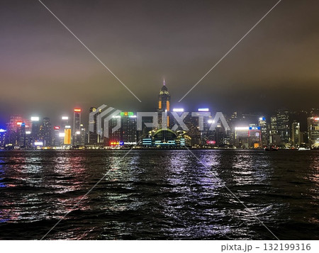 アベニュー・オブ・スターズから見た香港の夜景 132199316
