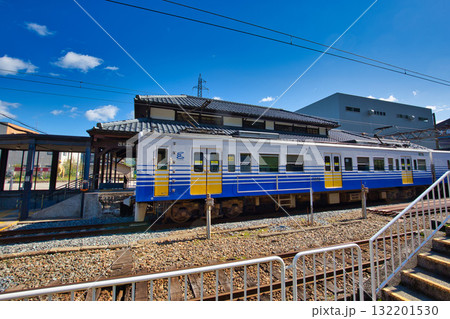 恐竜王国へようこそ、えちぜん鉄道勝山驛 132201530