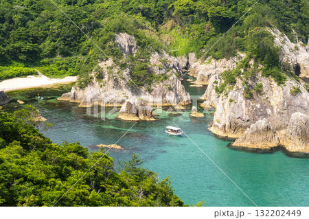 岩美ブルーの浦富海岸 岩美ブルーの浦富海岸 132202449