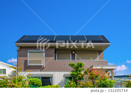 ソーラー発電の新築再エネ住宅 132205714