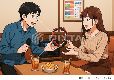 タンバリンを渡す男女のカラオケシーン 132205943