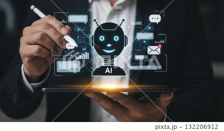 クラウドとAIでデータを制御するビジネスマンパーソン クラウドとAIでデータを制御するビジネスマンパーソン 132206912