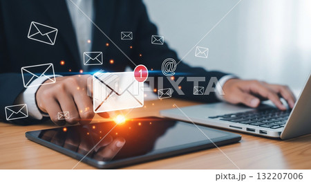 大量メールをAIが制御するデジタルオフィス 大量メールをAIが制御するデジタルオフィス 132207006