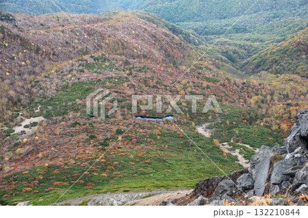 栃木県　紅葉真っ盛りの那須岳 132210844