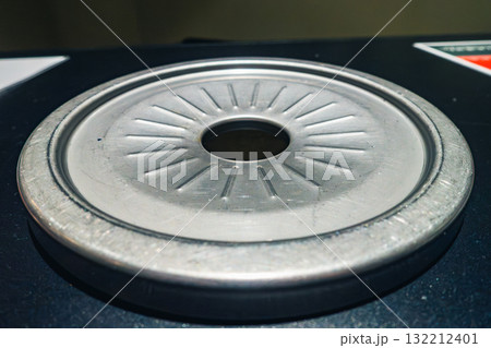 使用感のある灰皿 132212401